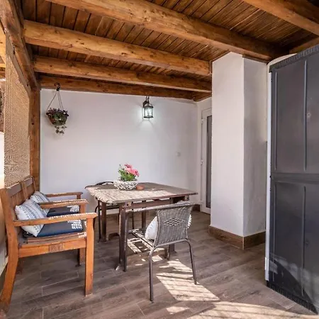 Laurel Lounge & Terrace Apartment Granada